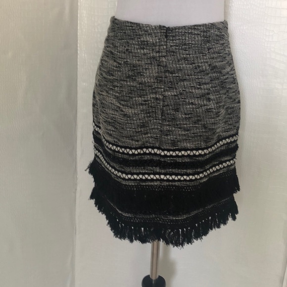 H&M MINI SKIRT TEXTURED. - Picture 4 of 8